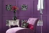 Modern living room ideas with purple color schemes17