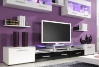 Modern living room ideas with purple color schemes36