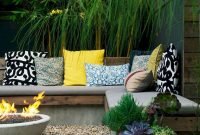 Modern small garden design ideas that is still beautiful to see07