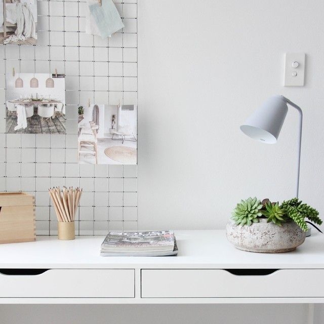 Newest Corner Shelves Design Ideas For Home Decor Looks Beautiful42