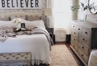 Magnificient farmhouse bedroom decor ideas to try now04