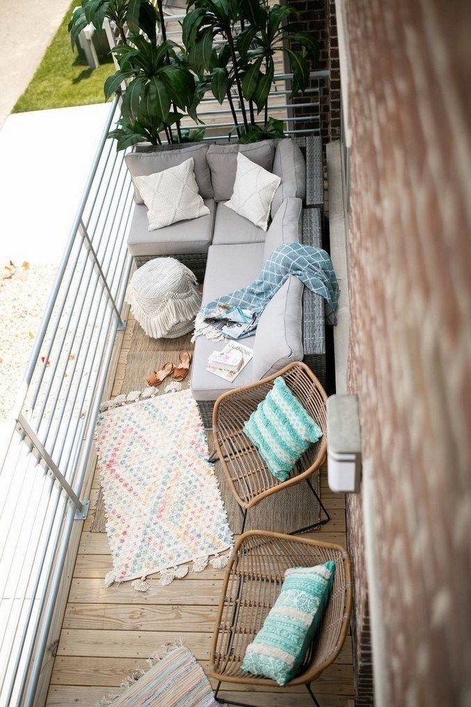 Popular small apartment balcony decor ideas for you12