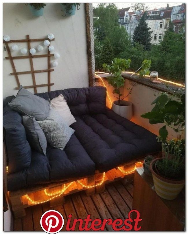 Popular small apartment balcony decor ideas for you26