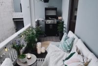 Popular small apartment balcony decor ideas for you32