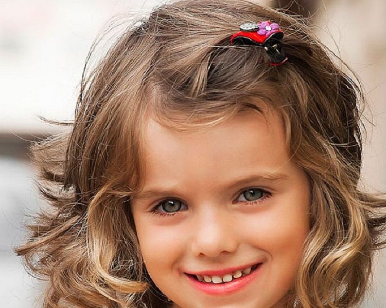 Featured image of post Hairstyles For Short Curly Hair Kids - Whether you have natural curls or want an easy hairstyle that just looks naturally curly.